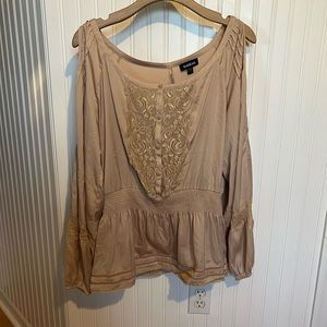 Bebe detailed blouse